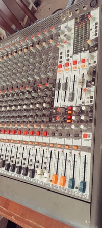 بهرنكر الماني • ١٦٠٠ • حلة