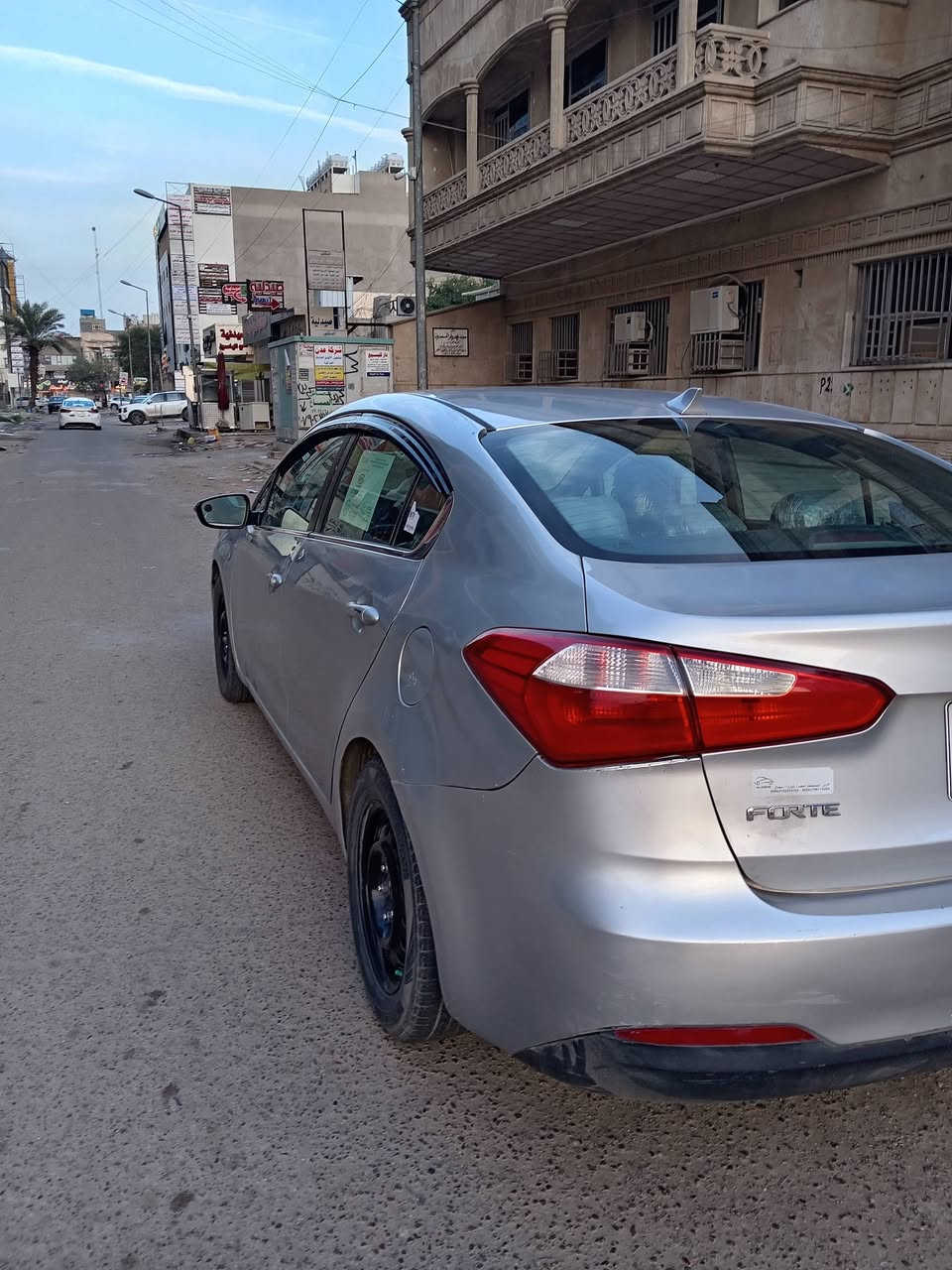 السلام عليكم كيا فورتي موديل 2015 وارد أمريكي حادث جاملغ خلفي ثلاث قطع صبغ بجم كبس كير محرك صدر امامي خلفي تخم تاير تدفئة تبريد سيارة خير من الله بأسمي بغداد السعر 105 بيها مجال العنوان بغداد رقم الهاتف ***********
