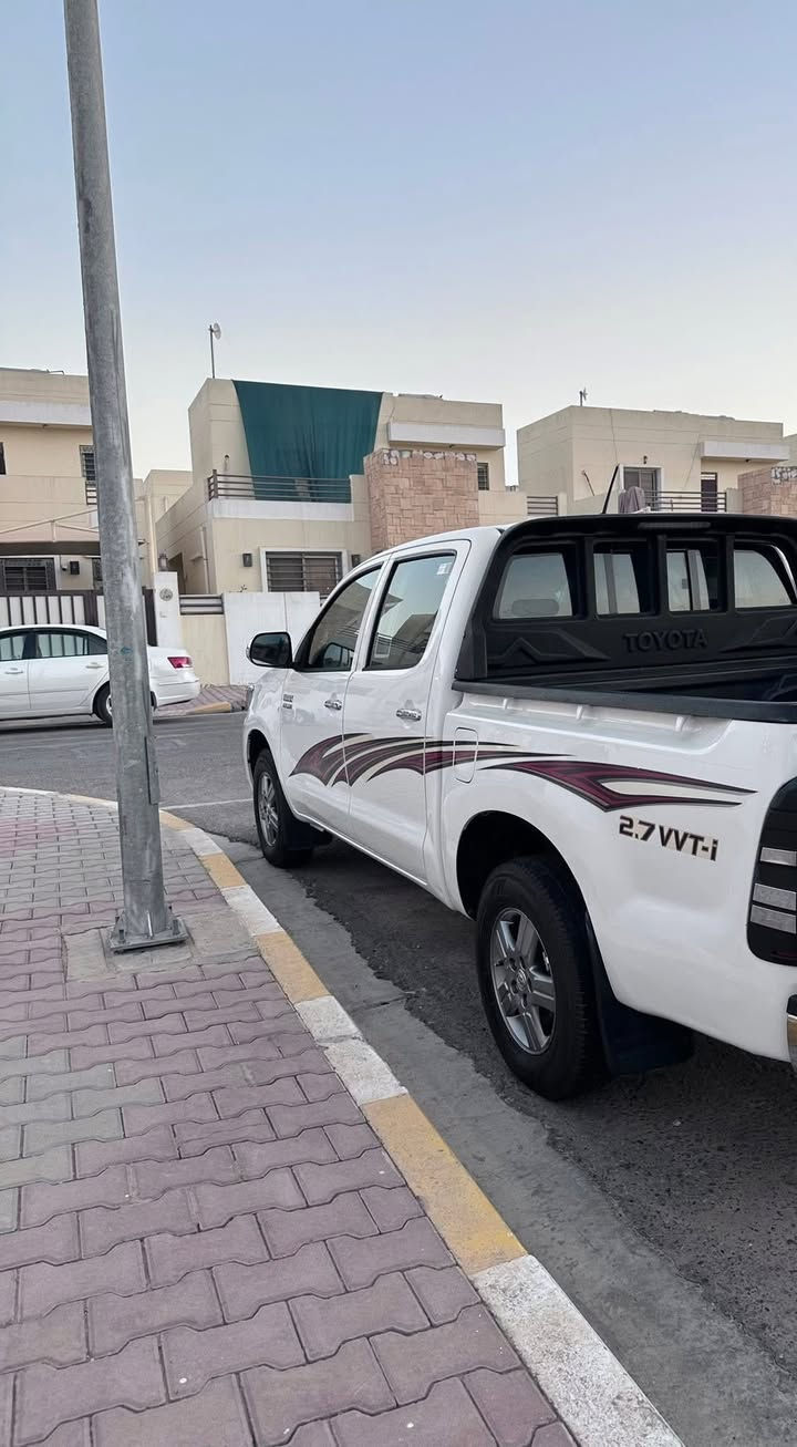 بيك أب موديل 2014 كير عادي
رقم إربيل جديد باسمي 
مكفوله من الصبغ
 بيها بارد فقط شيء بسيط 

السعر 215 وبيها مجال 
العنوان صلاح الدين 

الاستفسار 
***********
***********
