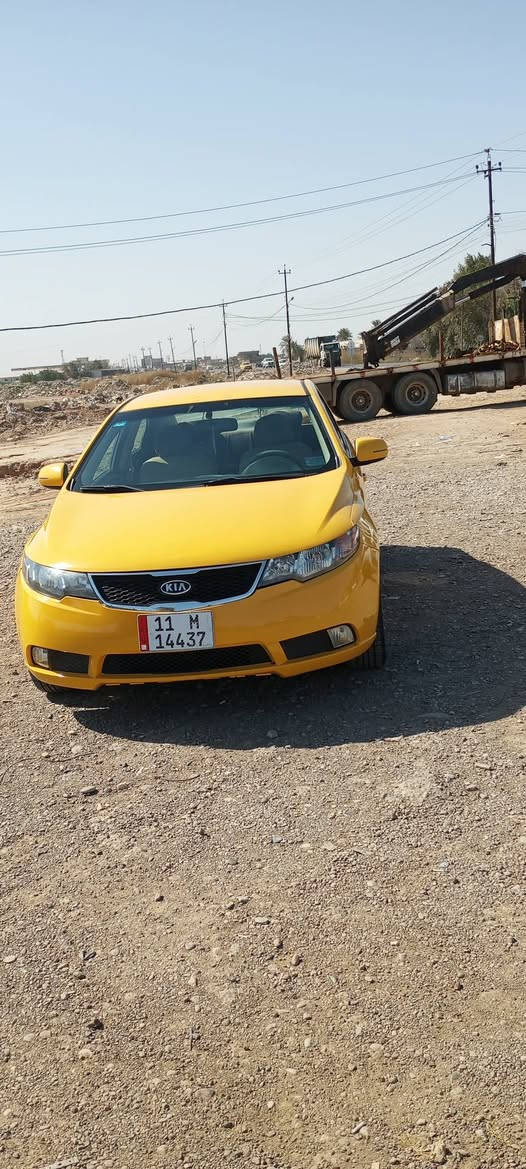 السلام عليكم ورحمة الله وبركاته
جمعة مباركة ورمضان كريم عل جميع انشاء الله 

كيا فورتي مديل 2013 

وارد امريكي 

كتلوك الشركة بعدة بيها 

ضرر فقط بنيد بدون دواخل 

لغد شاصي مكفولات 

صبغ جديد 

تخم تاير جديد 

تبريد ثلج 

صدر امامي 75%

السنوية ب اسمي 

مكاني بغداد جسر ديالى الجديد 

رقم الهاتف ***********

السعر 88
