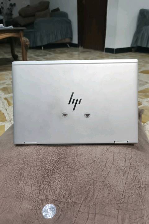 حسابة HP
نضافة 95%
ذاكرة 512 و رام 16
600 و بيها مجال 
مكان |بغداد العامرية