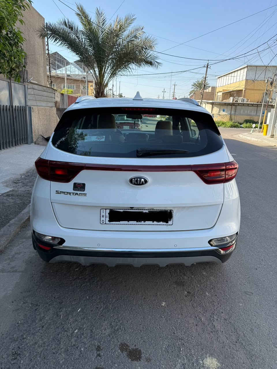 السلام عليكم 
سبورتج موديل ٢٠٢١ خليجي مكينة 2000 كفالة من الصبغ بيها بارد بالباب الخلفي الايمن فقط 
السيارة جديدة بمعنى الكلمة
كير مكينة حدادية تبريد تدفئة كله كفالة شرط الفحص ماشية 75 الف حقيقي ادك جرس 120 
السيارة بصمة اشاير بالمري مري قابلة للطي تبريد قطعتين شلشة + كامرة خلفية دورارة اريل نفيكيشن 
مكان السيارة الكرادة 
***********
