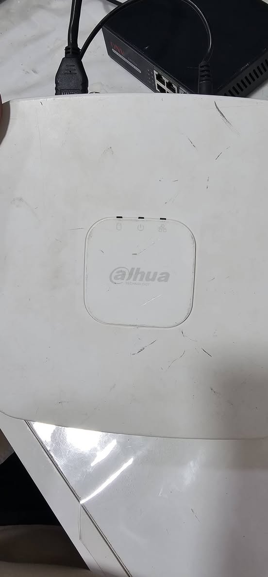 السلام عليكم.. nvr داهوا و هب سويج 4 بورت
السعر ٦٥ اف


**إذا كنت صاحب هذا الإعلان وتريد حذفه لأي سبب، رجاءا أرسل رسالة إلى الدعم الفني**