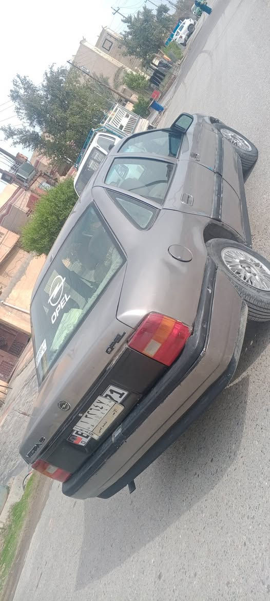 سلام عليكم فكترا البيع مديل 92 رقم الانبار شرط التحويل محرك وكير شرط وتخم تاير جديد  وصدر وترايك محرك 18مرقوب ومال جناي البصره وكهرايات كله شقال سنويته 27وبسمينه مكان تكريت السعر 37وبيه مجال الطيبين مكانك تكريت حي البعبيد رقم الهاتف/‏‪***********‬‏
