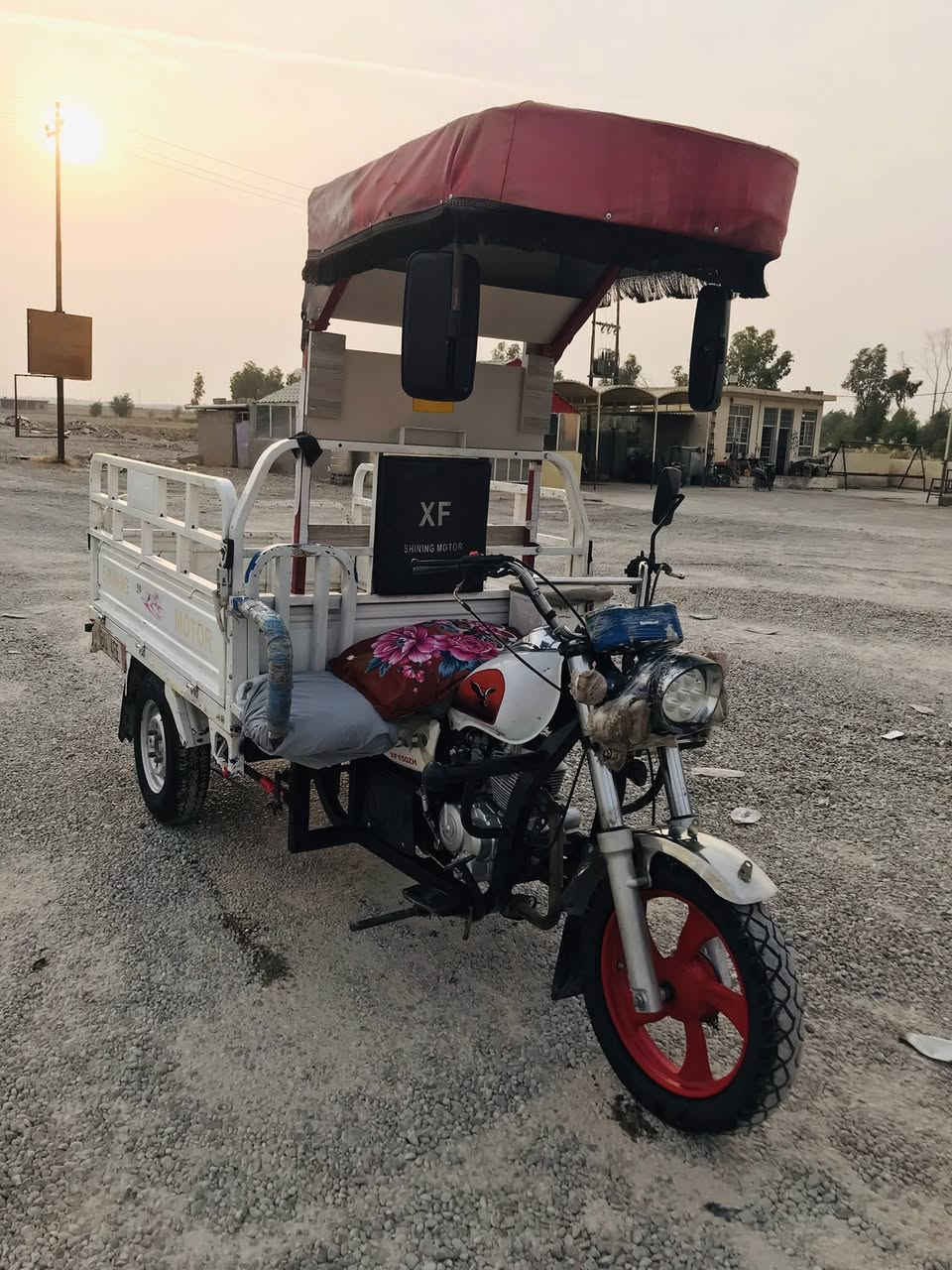 السلام عليكم ورحمة الله وبركاته يالله يالله ستوتة موديل ٢٠٢٢ ستوته خير من الله ركبه شاصي ركبه اكسل محرك كله انطيه بالشرط يعني مختصر مفيد من اكلك ستوتة نضيفه بمعنى الكلمه اني اشتغل بيها والله العظيم مامكفتني بطريق ناهيا دير تهن وبانزين وين ماتروح روح  سعرها 1400وبيها مجال شي قليل حك جيه والي عنده اي ستفسار هذا رقمي ‭٠٧٧٣ ١٧٩ ١٩٦٢‬ لحد يراسل الان اشتغل ومامتواجد عندي نت وسلام عليكم ورحمة الله وبركاته
