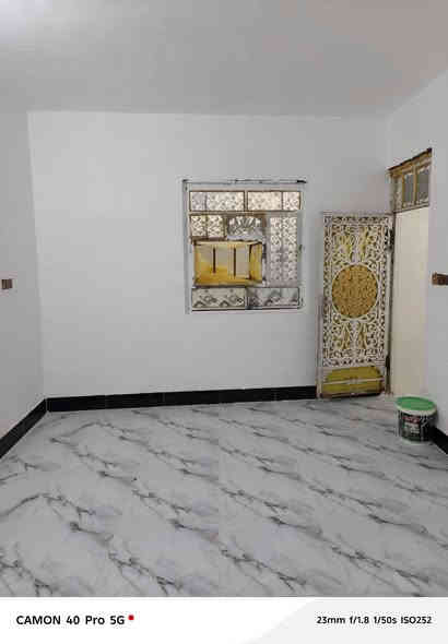 يا الله بيت زراعي 100متر بل سديناويه مقابيل صفي دين 
تفاصيل البيت غرفه وصاله ومطبخ وديوانيه وحمامات ومنور
كامل الخدمات بناء جديد  فارغ حالين 
سعر 48وبي مجال 
للاستفسار ***********
