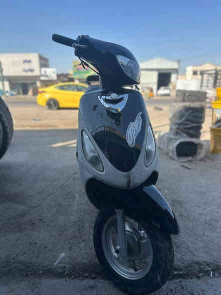 سلام عليكوم البيع دراجة ماكس منغولي.  مكفولة من كلشي. كهربائيات كلهة شغالة سالف هندر شغال عالي ناصي دبل شارة دراجة وكالة متعوب  عليهة جديدة بعنة الكلمة مكان بغداد كمالية السعر 550  الستفسار ***********
