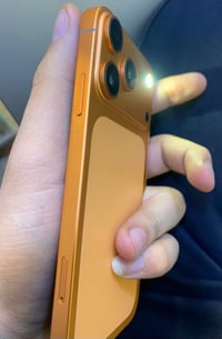 آيفون XR • ذاكرة ٦٤ • بطارية ١٠٠٪