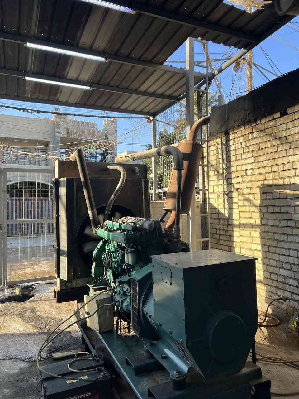 سلام عليكم مكينه دي إس 150 مكينه بيه صوت بس المكينه شغاله راس التوليد نضيف ما ملفوف  سعر 28 وبيه مجال مكاني بغداد البياع رقم ***********
