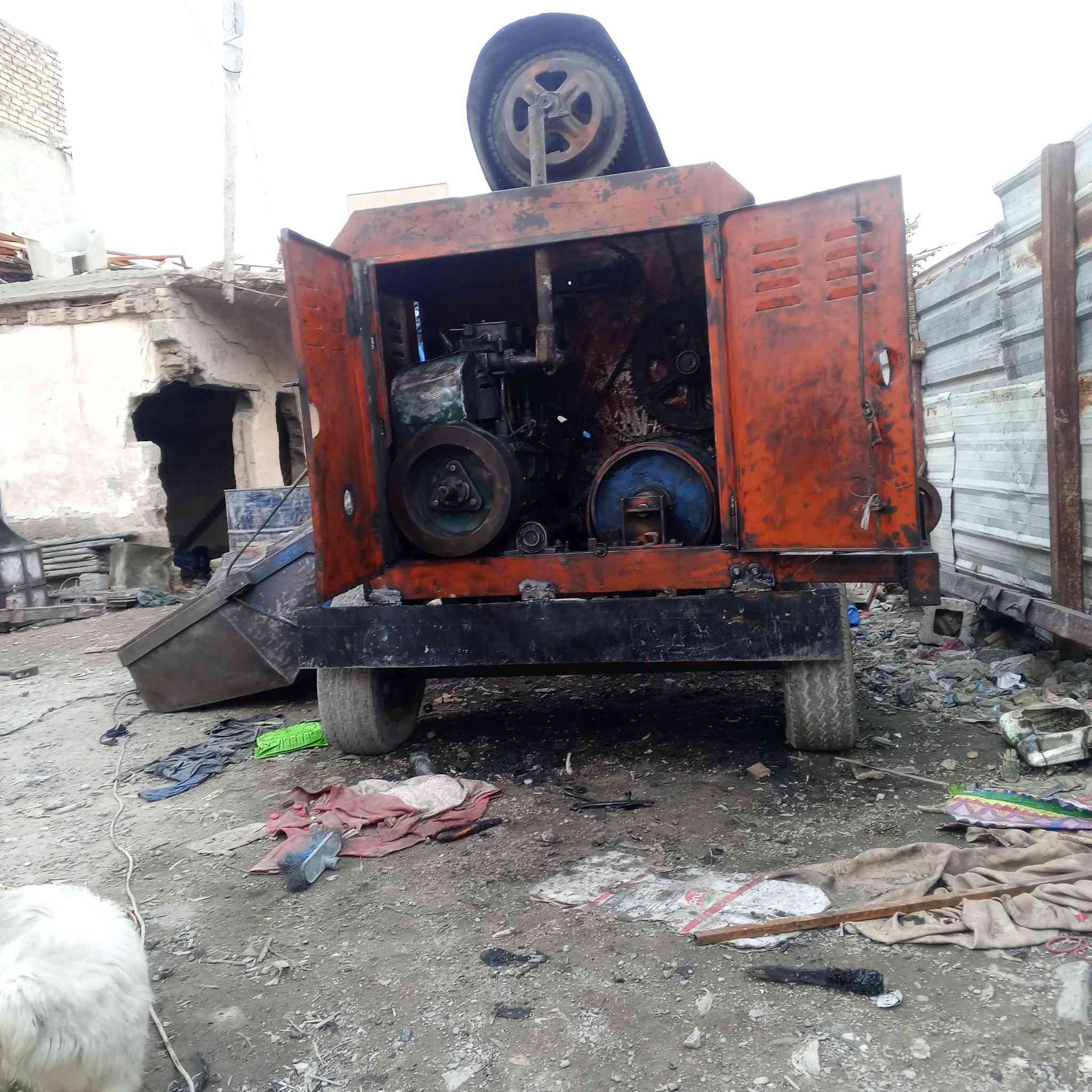 خباطه لبناني نهضه باب اول سعر مليونين 2000.   ***********
***********
