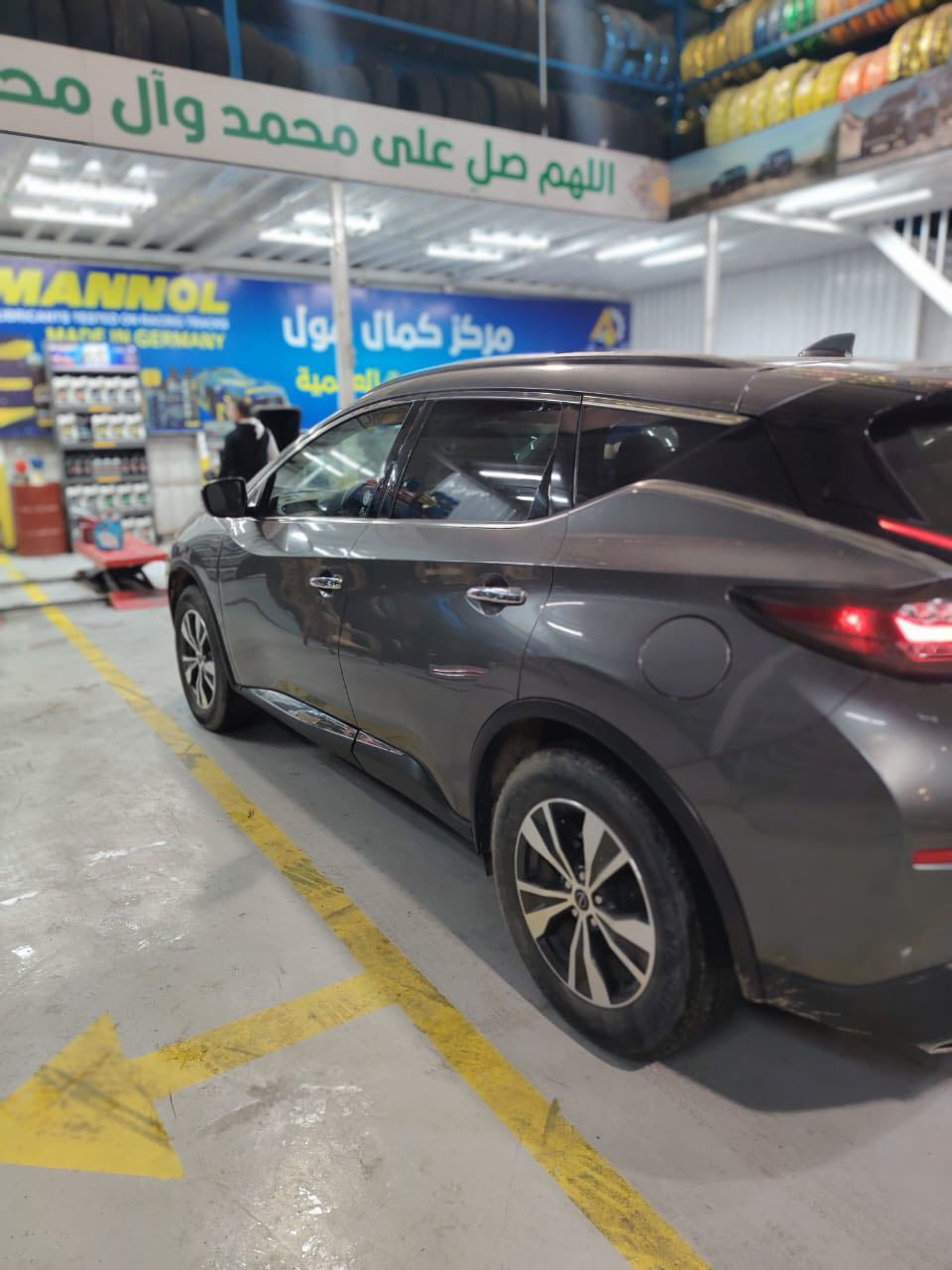 نيسان مورانو موديل 23  محرك 6 سلندر بدون رقم حادثهه باب بدون ايرباك بدون تبديل صبغ قطعه ونص مكان السياره بغداد السعر 150 رقمي ***********
