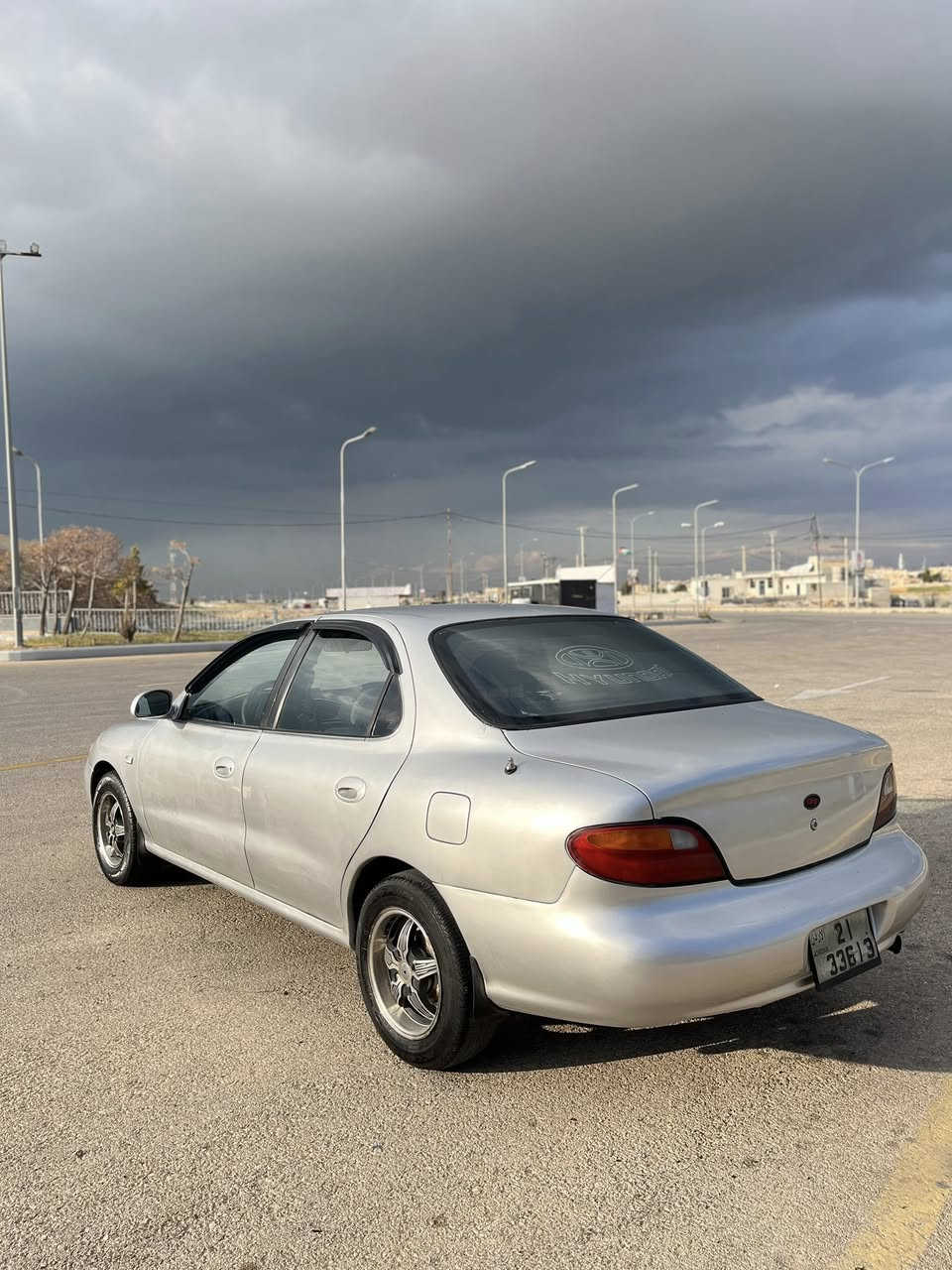 هونداي افانتي موديل 97 بحالة الشركة
فحصه ثنين جيد ثنين قصعات باعتبار فحص كامل 
مرخصة سنة كاملة 
دهان جديد 100/100
ماتور 1500 وكاااااااااااااالة قطارة بنزين ⛽️ 
قير عادي وكااااااااااااالة 
مكنيك وكااااااااااااااااااالة مش بحاجة إلى اي صيانة 
جنط وكاااااااااااااااااالة 
كوشوك وكاااااااااااااااااالة 
مكيف حامي بارد 🔥🔥🔥🔥🔥❄️❄️❄️❄️❄️❄️
مشيه نخب ول ✈️✈️✈️✈️✈️✈️
السيارة من حض القناااا الله يبارك الصاحب النصيب 
إلاتصال. 0772129772.  اليقدر النضيف يرن


**إذا كنت صاحب هذا الإعلان وتريد حذفه لأي سبب، رجاءا أرسل رسالة إلى الدعم الفني**