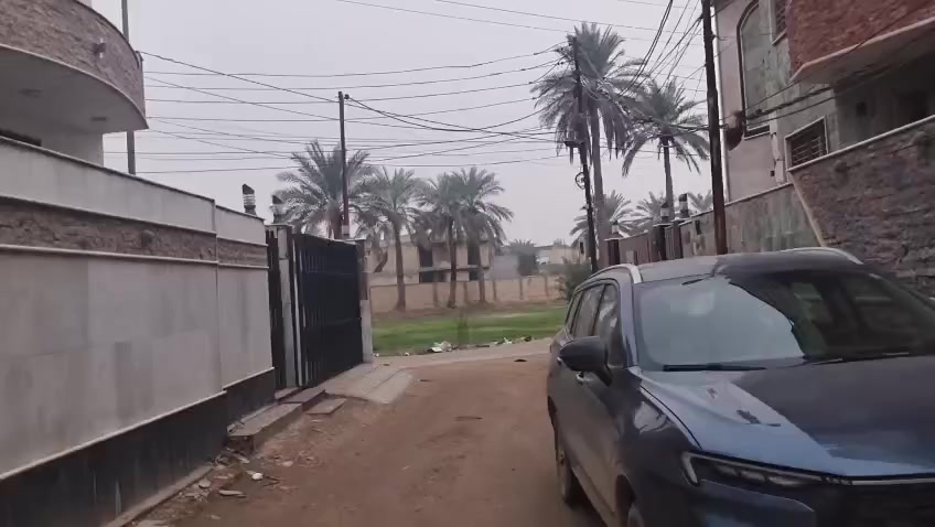 🏡 بيت للبيع – الحلة / زوير

▪️ المساحة: 200 م²
▪️ السند: طابو زراعي – سند 25
▪️ الموقع: الحلة – زوير
قريب من مشروع الماء الثاني وقريب على الشارع العام

مواصفات البيت:
▫️ طابقين – بناء حديث
▫️ 3 غرف نوم
▫️ مطبخ حار وبارد
▫️ أرضية بورسلين
▫️ سطح عالي + سطح ناصي
▫️ شارع بعرض 8 م

📞 للاستفسار:
***********
