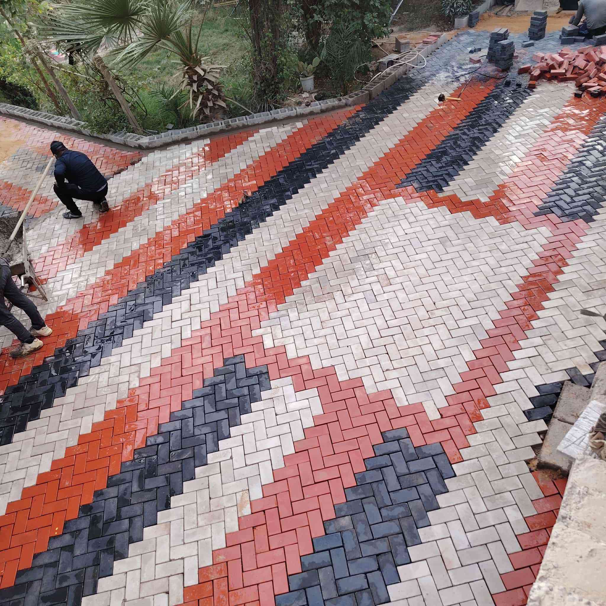 سلام عليكم
عمل انواع المقرنص، والمرمر، والبورسلين، والساقيه
والكربستون ،والبازلت
والرصيف كل شي
يخص عمل الشوارع
والحدائق والدوائر
والمدارس )
​الخدمات الرئيسية المقدمة:
​عمل جميع أنواع المقرنص (الزخارف المعمارية).
​عمل الساقية (نوافير أو ميزات مائية).
​عمل الكربستون (أحجار الرصيف/الحافة).
​أعمال المرمر (الرخام).
​أعمال البورسلين.
​أعمال البازلت.
​عمل الكابات (عناصر التشطيب المعماري).
​ضمان الجودة والالتزام:
​شغل درجة أولى.
​شرط التسليم لمهندس.
​الأمانة في العمل.
​مناطق العمل:
​بغداد وجميع المحافظات.
​للتواصل والاستفسار
​أرقام الهاتف (جميع الأرقام فعالة)
***********
***********
​
​
​نتمنى لكم كل التوفيق والنجاح في أعمالكم!
