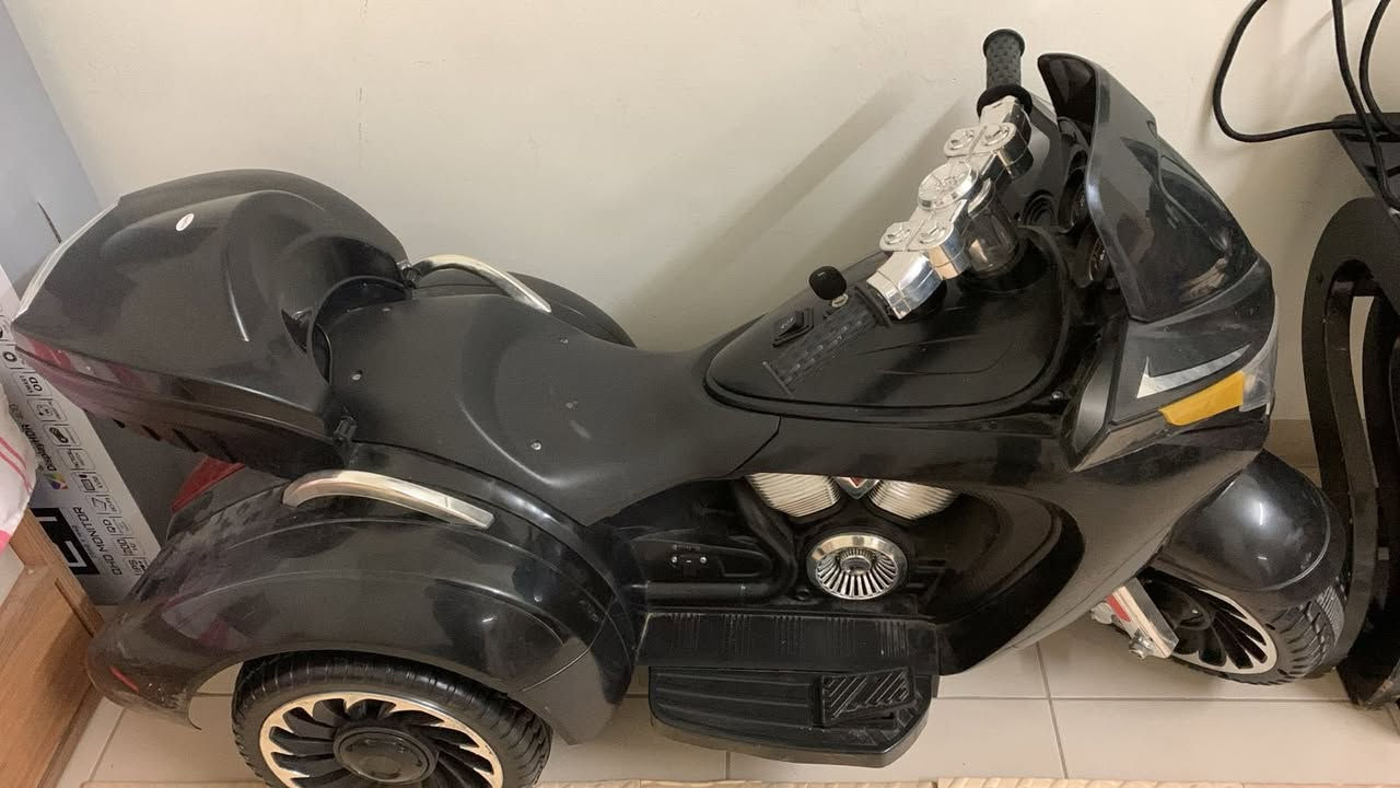 غراض للبيع لضيق المكان نضيفه جدا السياره 250  الف والماطور 75 الف والسكوتر 160 الف


**إذا كنت صاحب هذا الإعلان وتريد حذفه لأي سبب، رجاءا أرسل رسالة إلى الدعم الفني**