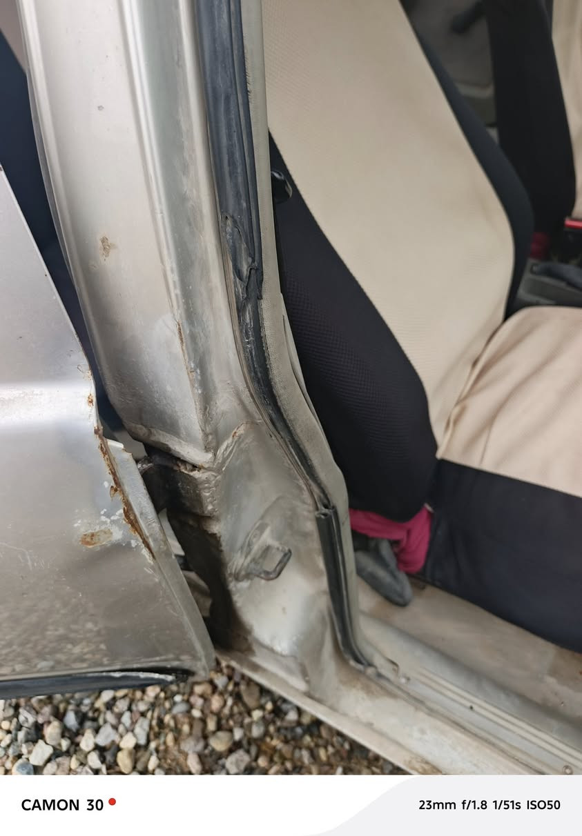 فكترا موديل ٩١ حجم ١٨
محرك كير.. صدر. شرط
شرط التحويل الشرعي يبيعك 
كابون ماستر بيها.... هزة جديدة 
بيها بارد بالتكمة جهة النفر وملاحضات بسيطة موضحها بالصور.. السعر ٣٥ وبيها مجال للاستفسار مكتب الاصحاب في منطقة اسكي موصل ***********
***********
