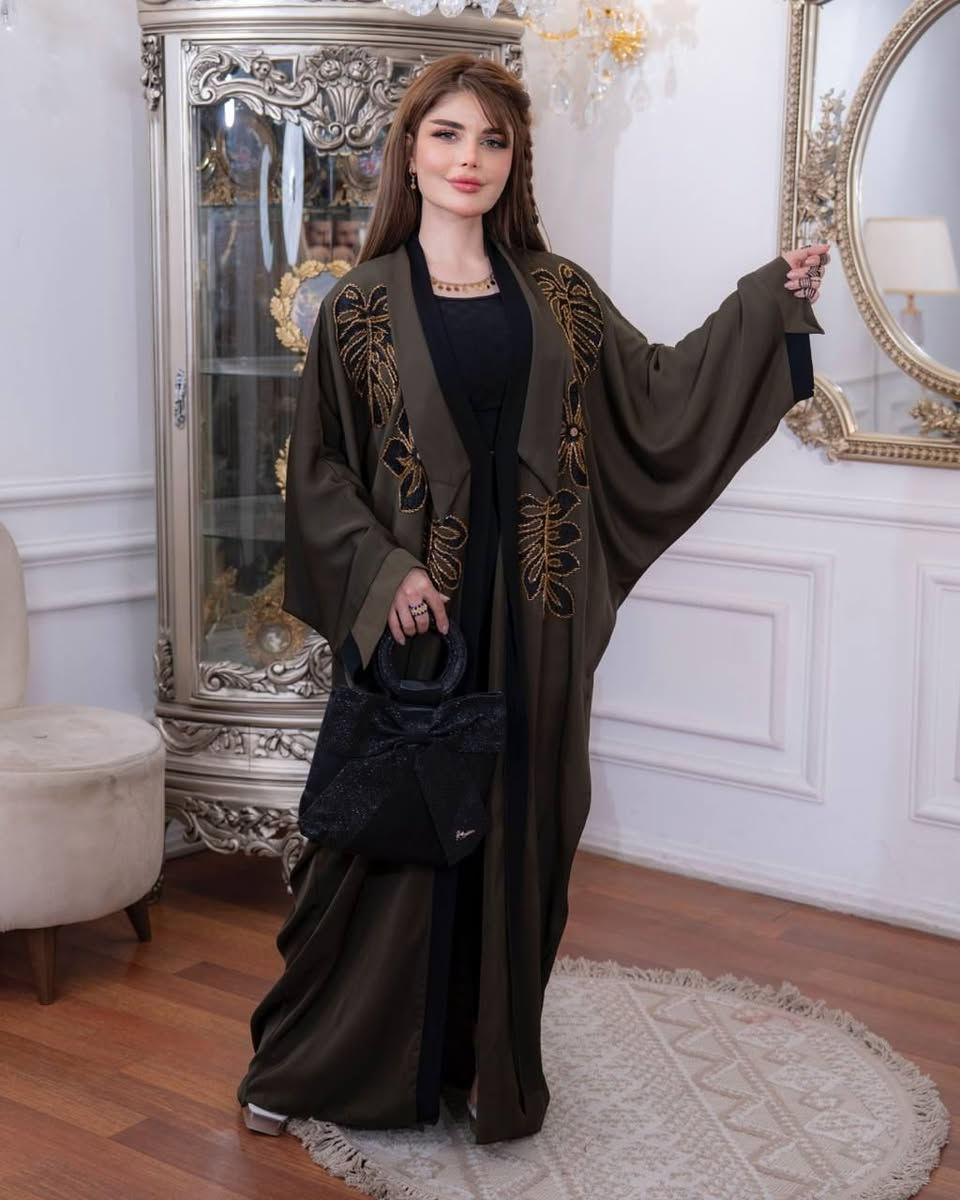 #الجديد والمختلف ❤️‍🔥
#توفر  بشت ركلان خليجي #الشغل تطريز يدوي🪡🧵
بألوان مختلفة وقصة مميزة 💚 

#متوفرة كافة القياسات حتى القياسات الخاصة 😍
#متوفرة خدمة توصيل كافة محافظات العراق 🚗🇮🇶


**إذا كنت صاحب هذا الإعلان وتريد حذفه لأي سبب، رجاءا أرسل رسالة إلى الدعم الفني**