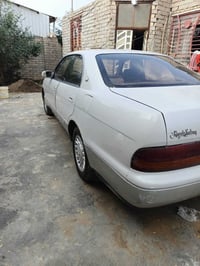 تويوتا كراون • ٩١ • رقم واسط