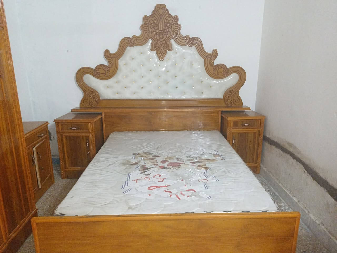 غرفة نظيفة جدا استعمال قليل مكاني بغداد


**إذا كنت صاحب هذا الإعلان وتريد حذفه لأي سبب، رجاءا أرسل رسالة إلى الدعم الفني**