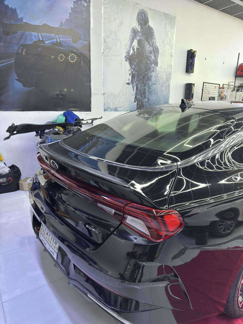 السلام وعليكم
K5 للبيع 

موديل 2021 

فئة الGt line

الممشى 98الف كيلو 

وارد امريكي 

حادثها بنيد ودعاميه بس ما واصل للعرضانيه 

نكدر نكول ( خفيف ) مو قوي 

السياره جديده شوفت عينكم 

الون اسود 

الرقم بصره معوقين وكاله بسمك ثاني يوم الشراء

السياره كير مكينه تايرات حداده كلهن مكفولات 

السعر 170 وبيها مجال بسيط للطيبين 

الرقم للأستفسار ***********
