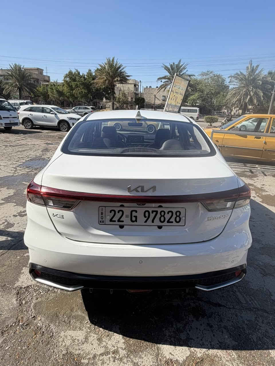 سلام عليكم k3 موديل 2024 ماشيه 41 السياره تجميع بيه بنيد مبدل وربع جاملغ صبغ طاك ايرباك السعر 127  مكاني بغداد 
***********
