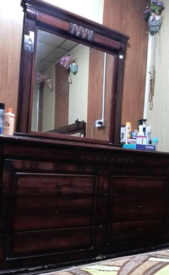 غرفه كويتيه 6 بيبان سعر 200 وبيهه مجال قليل والكاونتر 3 مترات ب125 وبي مجال قليل العنوان بصره خمسميل يم  شبقت العامل


**إذا كنت صاحب هذا الإعلان وتريد حذفه لأي سبب، رجاءا أرسل رسالة إلى الدعم الفني**