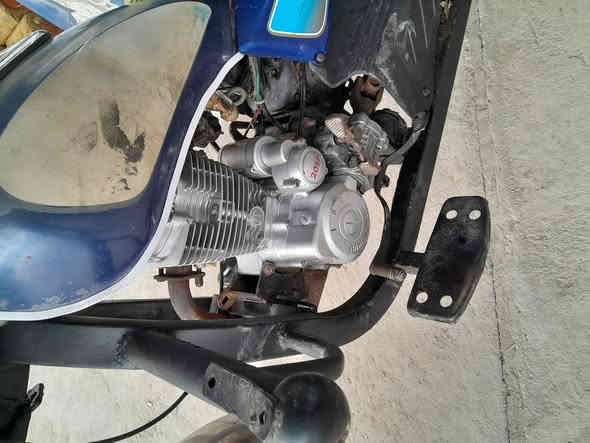 جمرا موديل ١٩ أوراق اصولي محرك جديد كرهبائيات كله شغاله السعر ١٣٥٠ وبيه مجال قليل مكان كربلاء طوريج ***********
