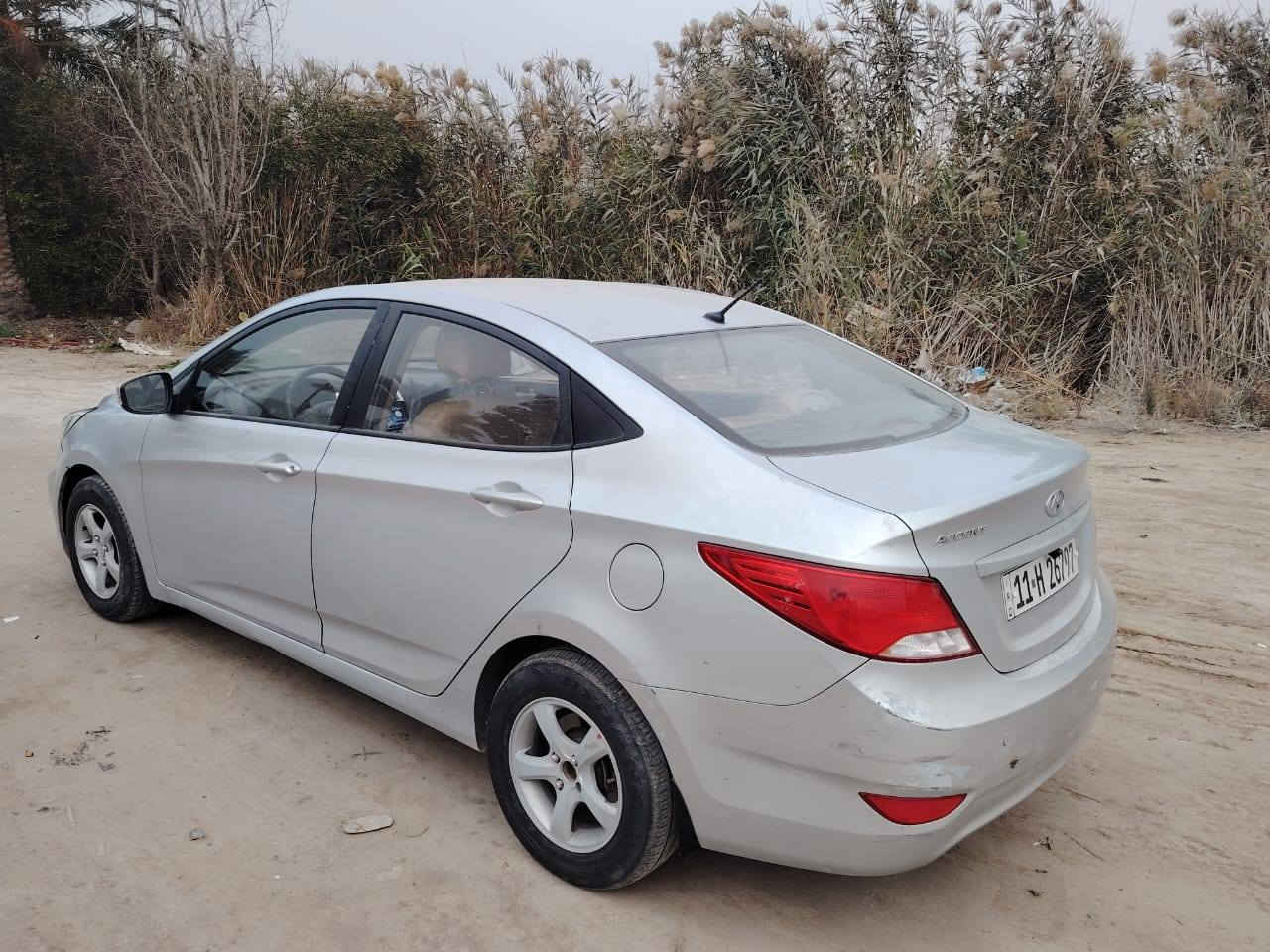 سلام عليكم للبيع فقط سياره موديل 2016 خليجي مكينه 1400 سياره نضيفه باتري جديد الأصلي كارت الضمان بعده موجود شاشه كبير دوشمه جديد سياره سعرها 85 وبيها مجال كلش بسيط الاستفسار اتصل بي واتساب ***********
