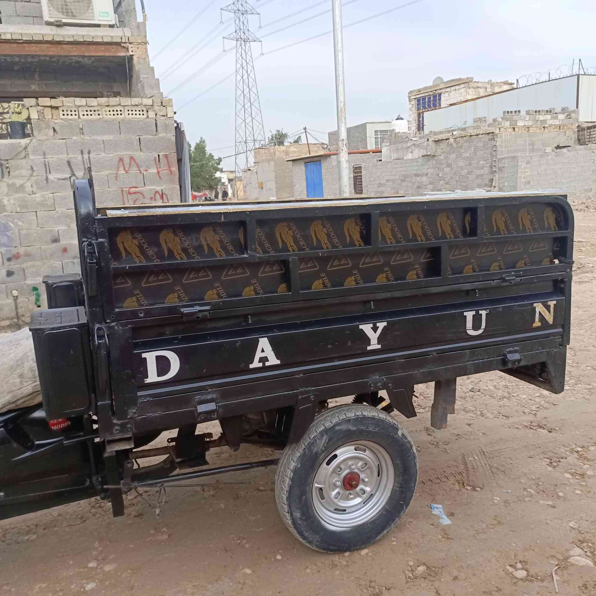 ستوته للبيع دايوان 2012 اوراق كامله شاصي مكفول اي نقص مابيه سعر 850 وبيه مجال بغداد مدينة الصدر ***********
