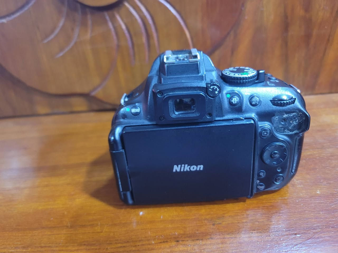 كامرى نيكون 5200 استخدام شخصي للبيع مع كافة الملحقات يوجد توصيل لجميع المحافظات
السعر 350الف


**إذا كنت صاحب هذا الإعلان وتريد حذفه لأي سبب، رجاءا أرسل رسالة إلى الدعم الفني**