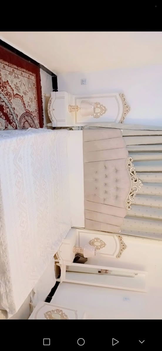 غرفه نوم تركيا نظيفه ضررها جربايه فقط 10 قطع سعره 550 وبيه مجال مكاني الغزاليه ***********
