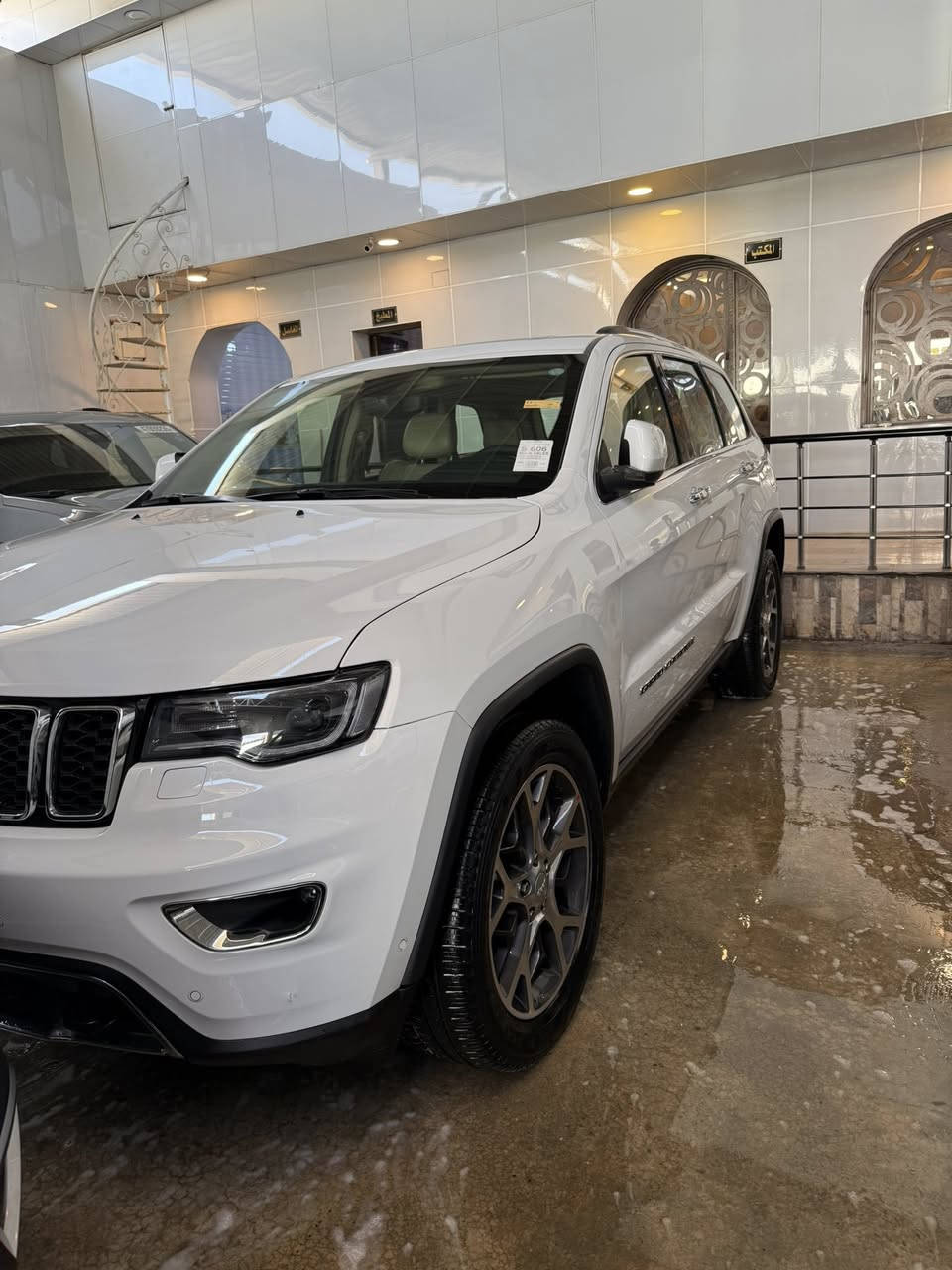 جيب ليمتد موديل 2019 وكالة هارلم
مكفوله كفاله عامه من البارد والشخط 
ماشيه 43 
بنوراما معروفه الموصفات لميتد 
رقم شمالي 
معارض البياع معرض ألماسه 
استفسار ***********
