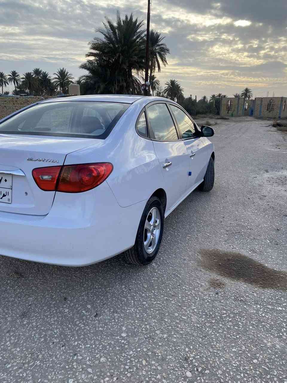 السلام عليكم
النترا مقدس 

موديل 11

سياره بيها جاهزة جديده جديده

جاهزه كير محرك مكينه 1600

تحويل وكاله 

سياره تبريد تدفئه

حدايده كارتون 

تخم تاير جديد

سياره جاهزه مذب عليها ألف دينار

ملاحضه بيها طخه جداً بصيطه 

السعر 123وبيها مجال 

العنوان بابل القاسم 

للأتصال على الرقم. 

***********
