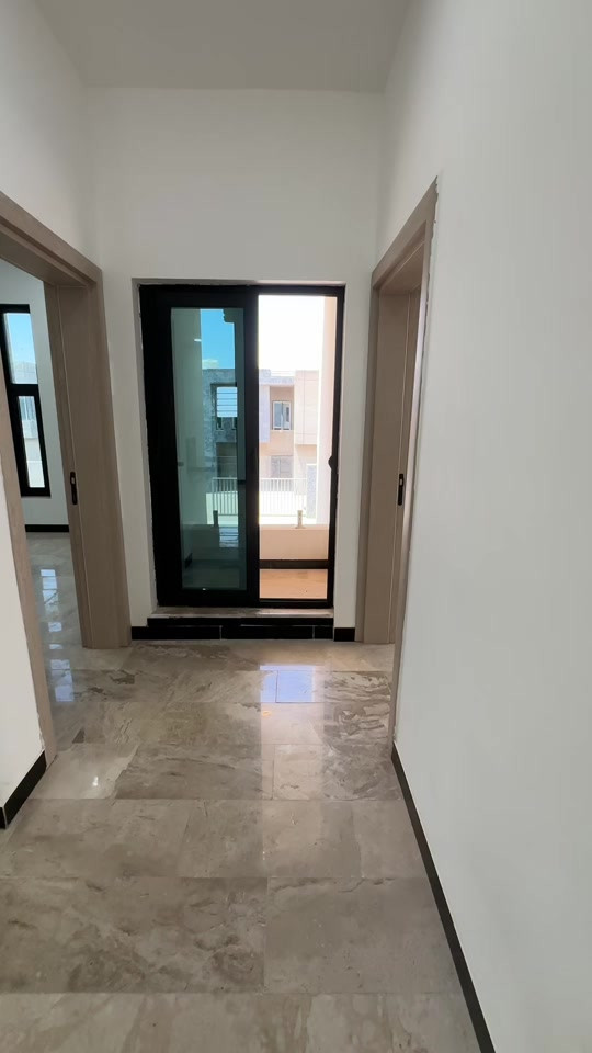 فيلا للبيع مساحة 400م  مجمع الحوراء السكني   *  قسم البيع:  ***********  * قسم الإيجار: *********** *  استقبال العروض: *********** *  الاستشارات العقارية: *********** #مجمع_الحوراء #مجمع_حوراء_بغداد_السكني #مجمعات #فيلا #للبيع 

