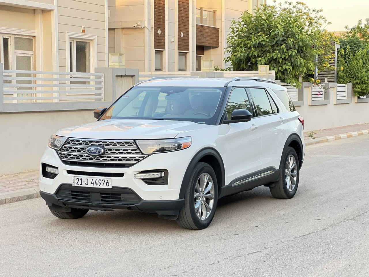 فورد اكس بلور 2023 Liemetad
للبيع او مراوس فورد اكس بلور
مواصفات ليمتد فول عدا الفتحة
كفاله بدون صبغ  ولا بارد ولا شخوط 
حتى الدعاميات مكفولة 
صور الضرر منزلهن
المواصفات 
كير موس وضعيات قياده
سايد بريك كهرباء 
رادار امامي 
رادار جانبي
كشاف ابلادي 
بصمة تشغيل 
تشغيل عن بعد 
4بصمات ابواب 
تدفئه وتبريد كشنات  
كراسي جلد كهرباء 
تبريد 3 قطع
مخارج شحن تايبسي
صندوك كهرباء 
حساسات امامي خلفي
ويل 20 
رمز ابواب باسورد
شاشه 5 انظمه داعمه خرايط GBS
ماشيه 50 الف مايل 
وبعد بيها هواي مواصفات 

السعر 280 وبيها مجال

مكان السيارة  ديالى خانقين

***********
