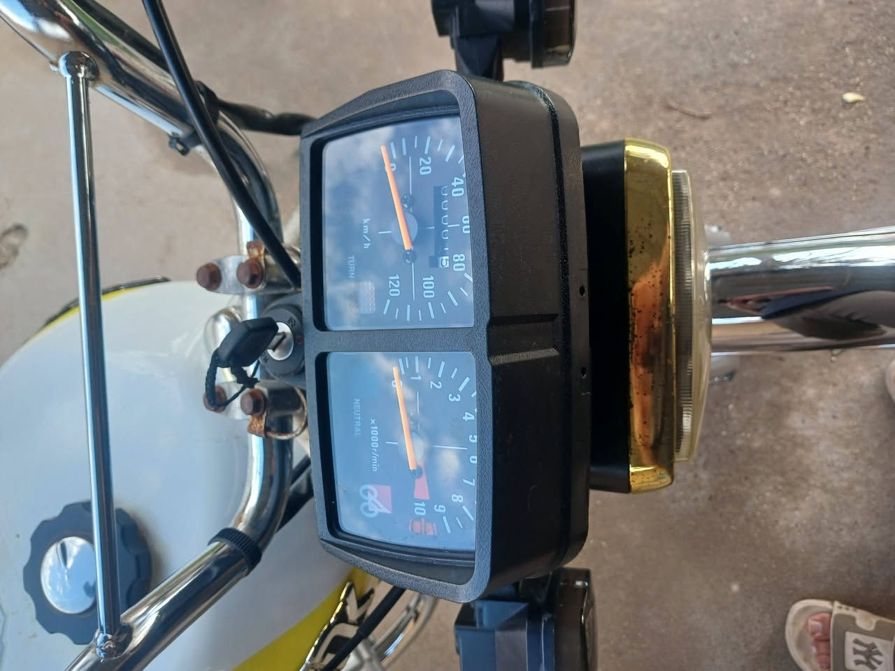 سلام عليكم اربعه كير ٢٠٢٣ تايكر محرك ما مفتوح جديده مكاني كربلاء رقم *********** سعر ٥٥٠ وبيها مجال
