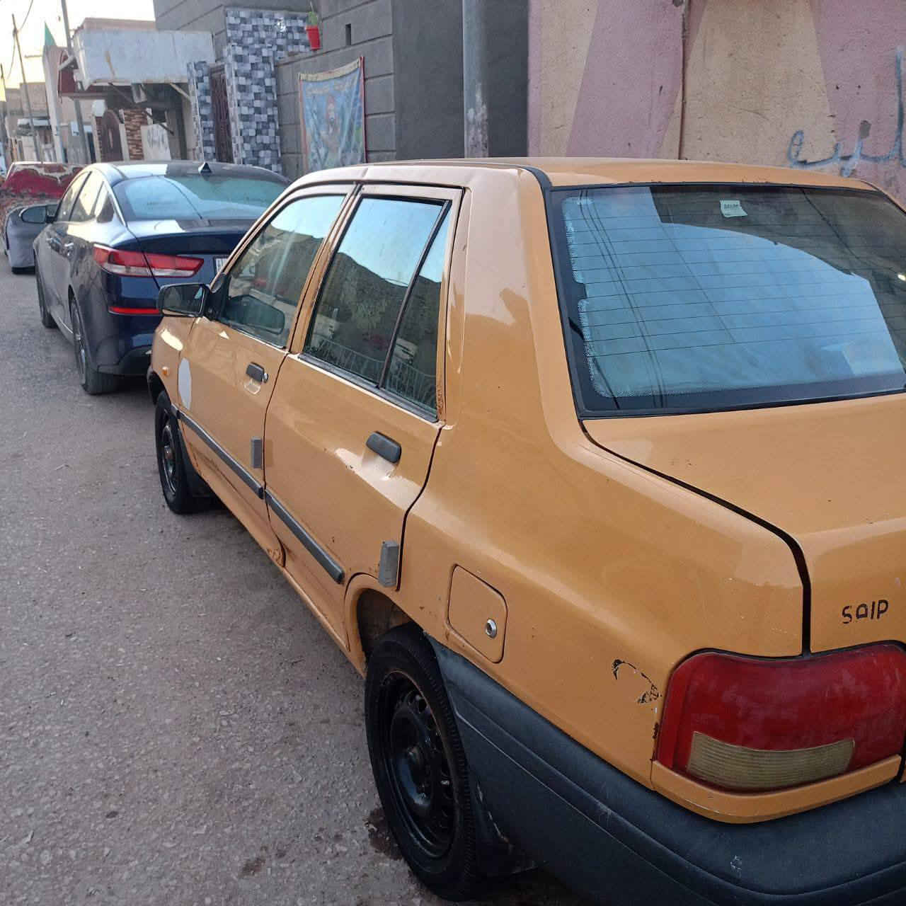 السلام عليكم
سايبه للبيع موديل 15 جاهزه للاخير حداديه ومشط اليوم مبدلهن مكينه كير مكفولات تخم تاير جيس شواصي جدد دواخل كارتون شاشه وسماعات جدد لايت عالي ناصي بك لايت كله جديد سيارة كبل للشارع عوزه شي بسيط سيارة جاهزه مصفره هيئه غرامه عليها 400 عل مشتري سنويه لل27 تسقط راعيها موجود صاحبي بل ديوانيه رقم قادسيه ألماني اوراق هيئه موجوده مصفرة التبريد فقط بوري الشراي يدلل ومراوس ترهم حسب القناعه اقصاد مابيع 

السعر 30 وبيها مجال 
العنوان الديوانية الاسكان مقابل المعهد الفني 
الرقم ***********
