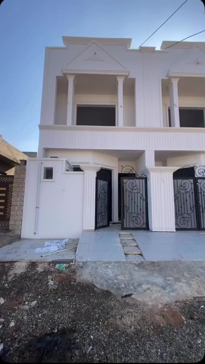 بيت🏠للبيع (الديوم - 14 الف)
- مساحة (100 متر) (5*20) شارع (15) مو قع البيت جداً مميز قرب شارع (60) وشارع (30)

-شغل درجة اولى شرط 

-سعر البيت (75 مليون وقابل للتفاوض)

#للاستسفار اكثر مراجعة (مكتب ألـق للعقار)او الاتصال على الارقام 
***********
***********
