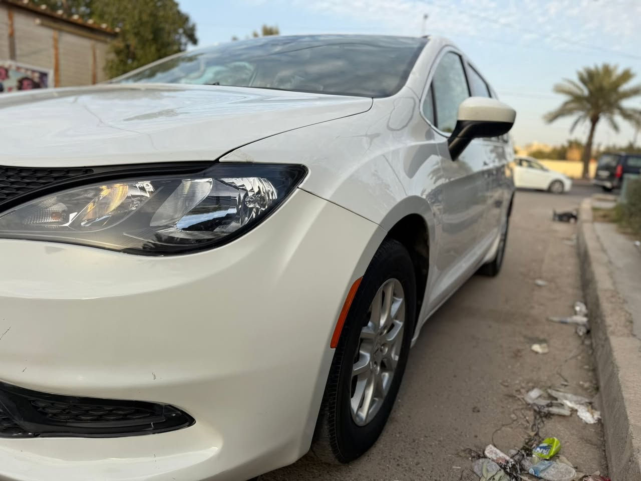 السلام عليكم من رخصت مدير الكروب
موديل 23 حادث فقط جاملغ وشادة اصلي بدون صبغ سونر بل منشور وصور الحادث بل منشور بدون دواخل السيارة بيبان كهرباء صندوك كهرباء وبيهة هواي مواصفات ميحتاج اذكرهن السيارة بدون رقم جديدة لوك السيارة الياخذهة يريد يرقم تكسي او خصوصي السعر انتصل وتدلل ماذكر السعر من ورة صعفاء النفوس ***********
