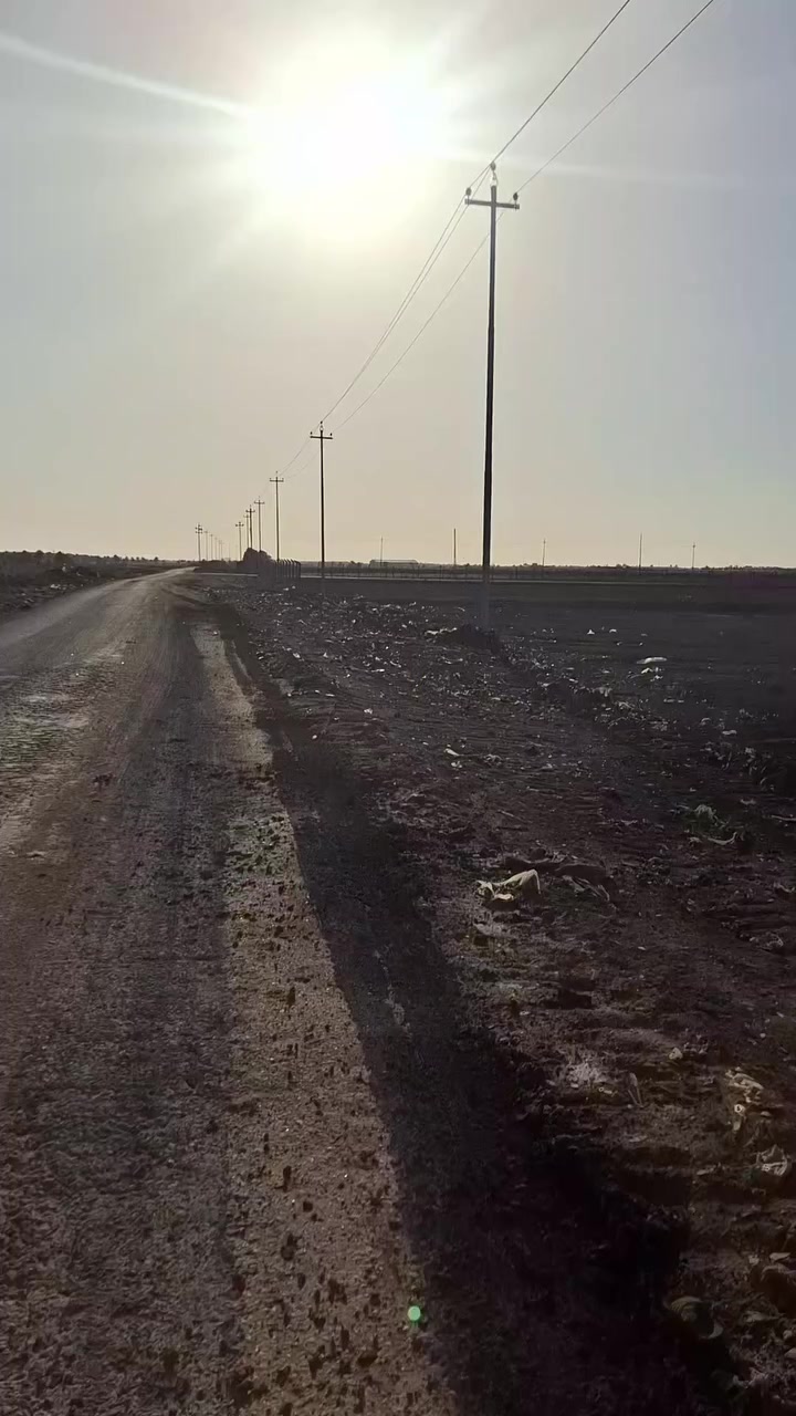 السلام عليكم للبيع ارض 48دونم المكان بابل الحله النيل الصياحيه اتصال***********
