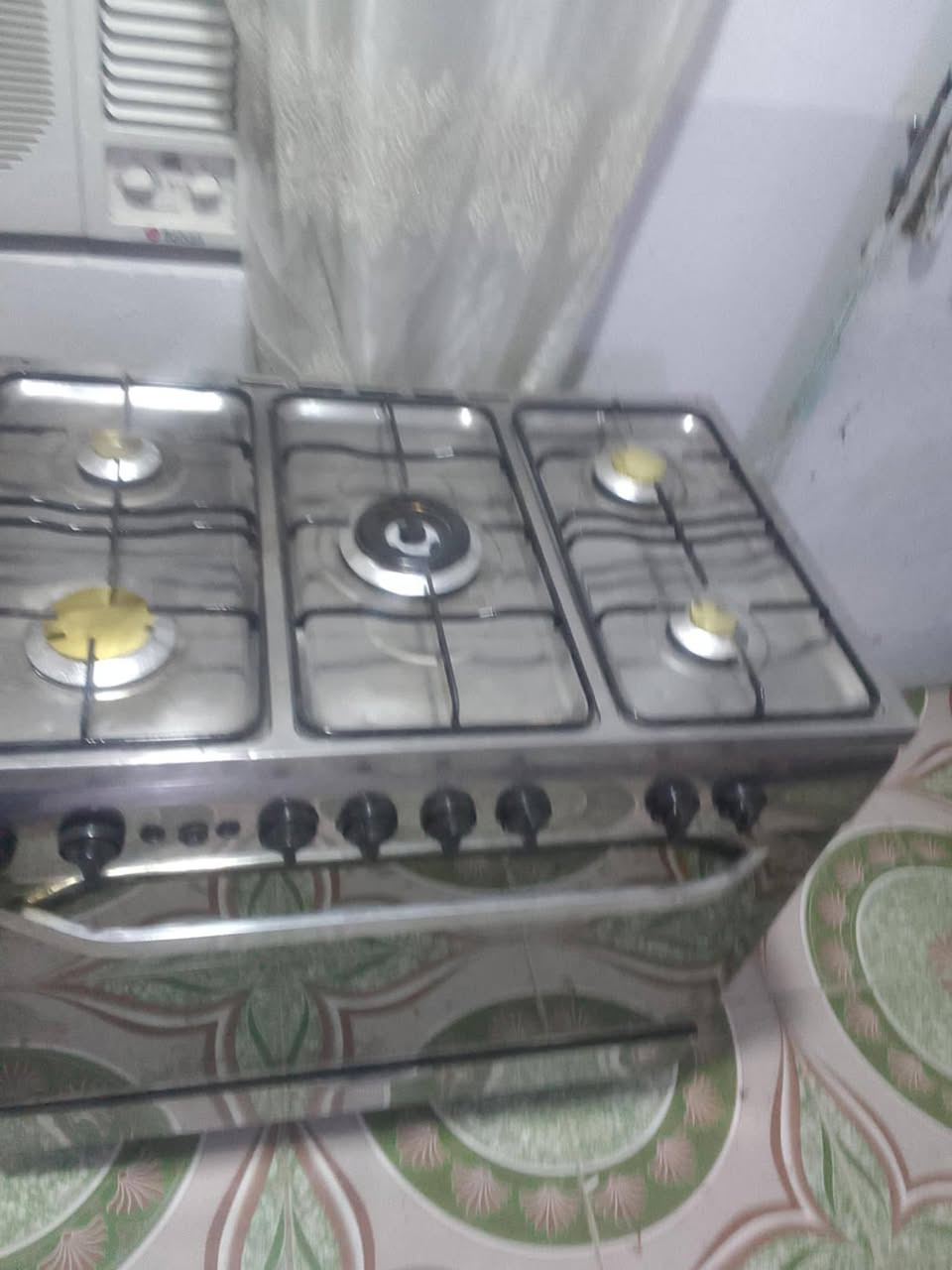 طباخ اللبيع ومكانه زين هاذه رقمي *********** وهذا رقمي ثاني ***********

