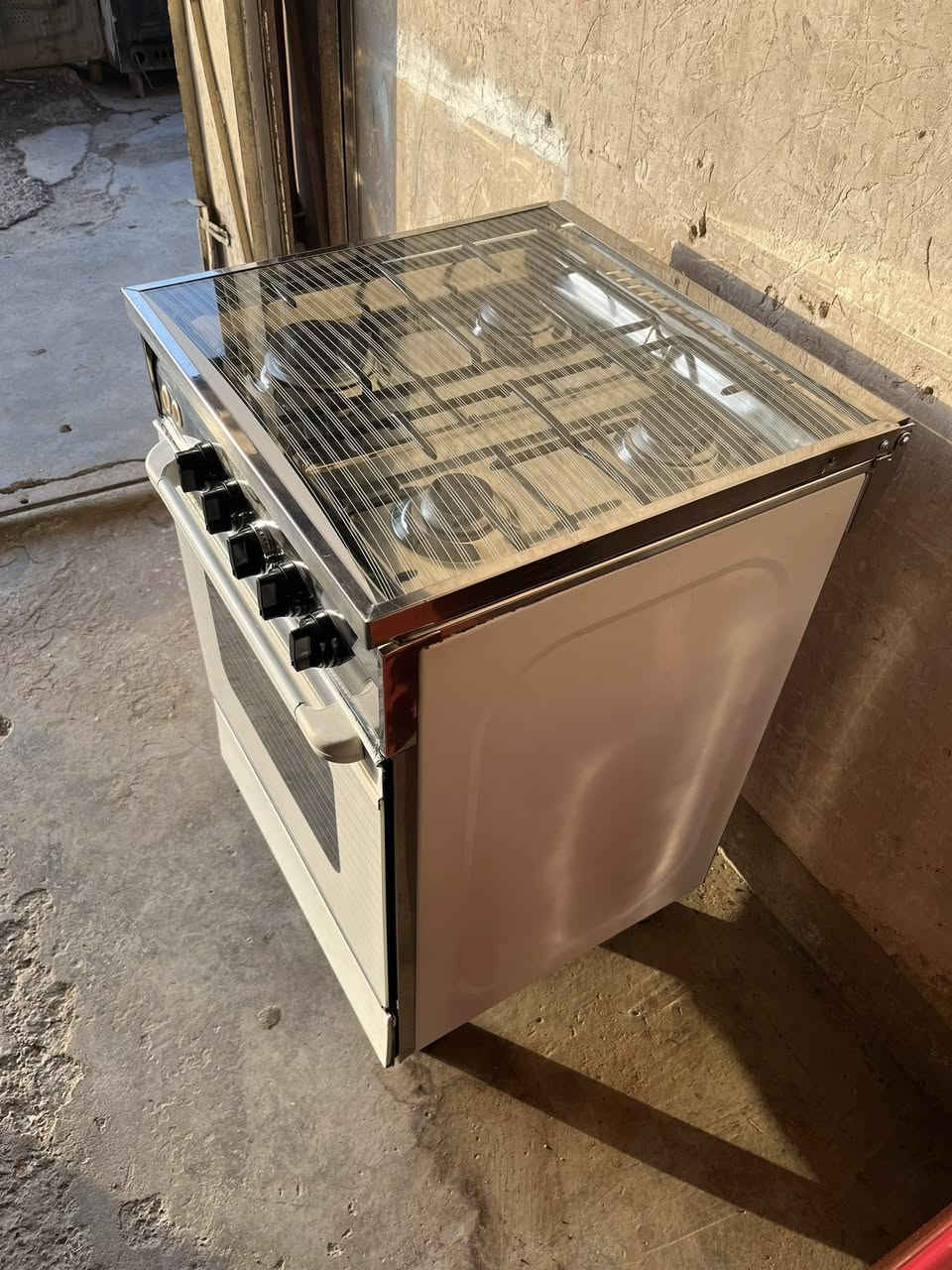 للبيع. الي يدور طباخ اربع عيون انتيكا نضيف جداً
التواصل 📞***********
