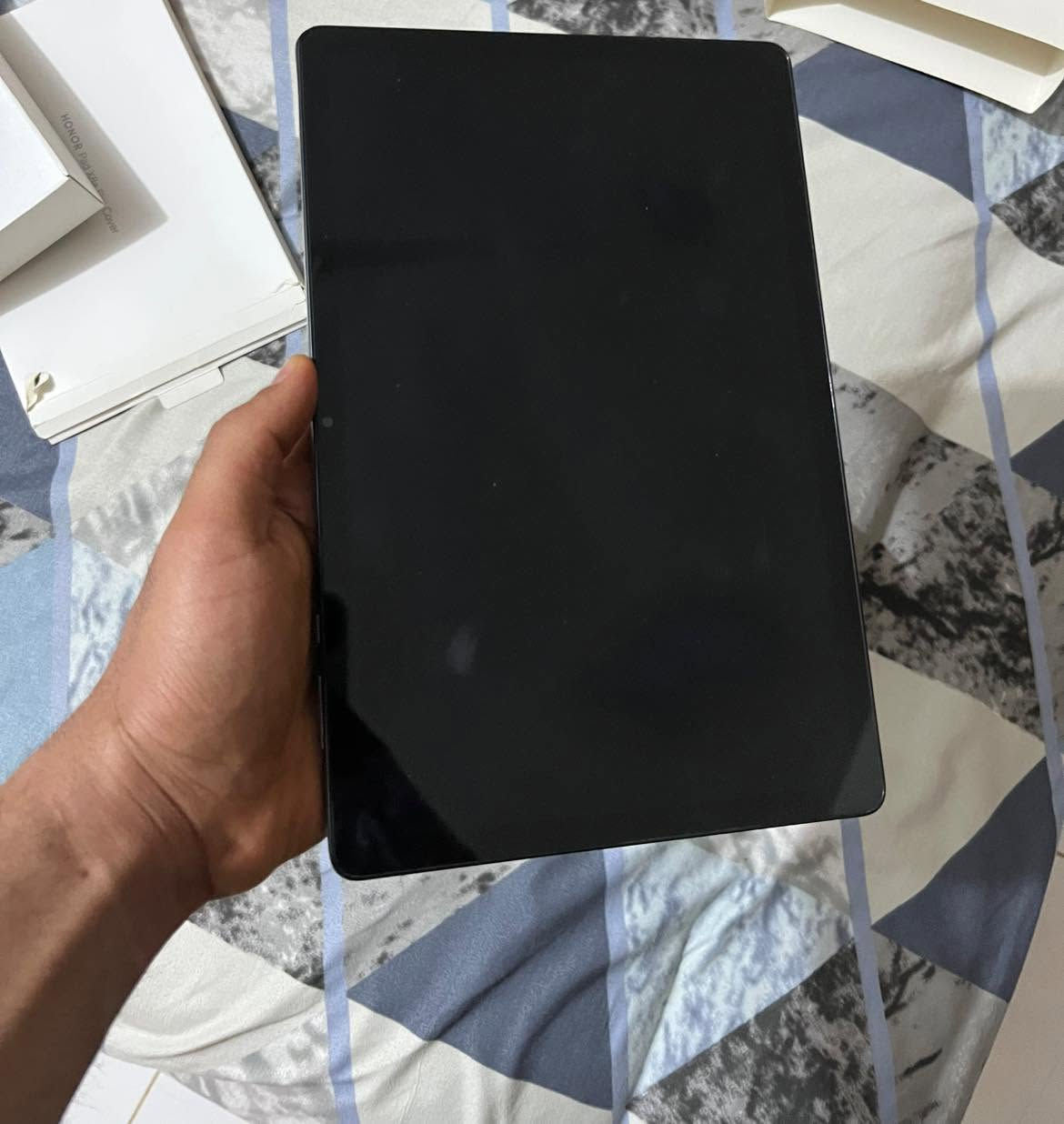 هونر باد x٨a  مع شاحنه شاشه ٩٠ هرتز بطاريه ٨٠٠٠ يشغل ٦٠ فريم ببجي بسلاسه فائقه وسلاسه العاديه ٤٠ فريم ذاكره ١٢٨ سعره ٢٠٠ وبي مجال لطيبين بي شخطات خفيفه بضهر نفس ما مبين بصوره


**إذا كنت صاحب هذا الإعلان وتريد حذفه لأي سبب، رجاءا أرسل رسالة إلى الدعم الفني**