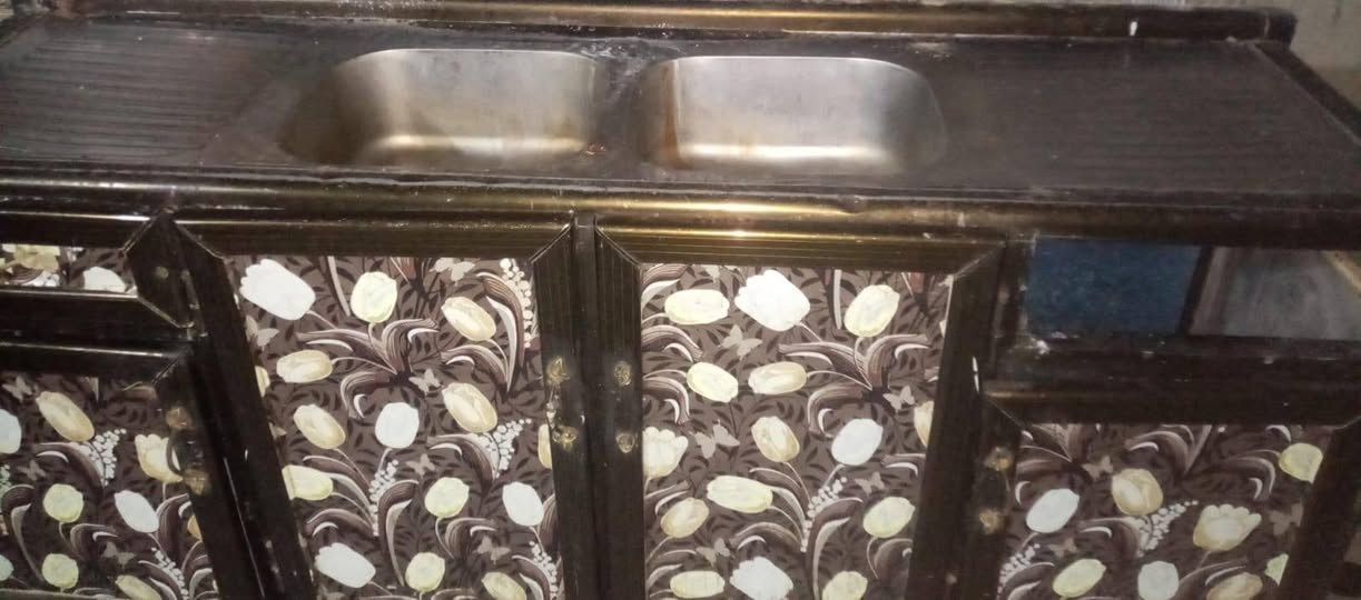 سنك حوضين 4 ابواب  ادفع سعر واني ادخلك خاص ***********
