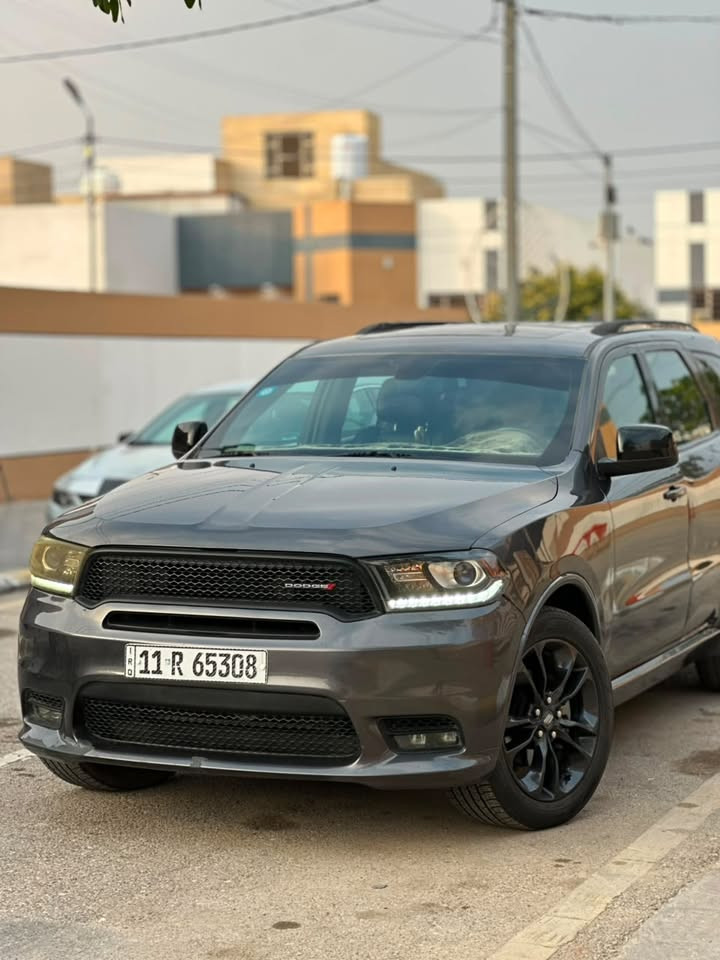 السلام عليكم

للبيع دورنكو 2020 GT PLUS 
وارد امريكي لون فيراني' فول المواصفات
 ماشية:68  الف 

المواصفات:
- محرك ٦ سلندر 3600.
- دبل اكسل AWD.
- ٧ راكب.
- دواخل جلد اصلي لون اسود مع تدفئة مقاعد امامي و خلفي مع تدفئة مقود.
تبريد ثلاث قطع
- فتحة سلايد في السقف، كاميرا خلفية مع حساس خلفي و رادار توقف ذاتي.
- كشنات امامي كهرباء مع ذاكرة كشن سائق.
- شاشة كامرة 
- تشغيل عن بعد.
- ويل قياس ٢٠ كروم
و باقي مواصفات GT PLUS المعروفة
حادث جاملغ سائق وباب السائق 
رقم بغداد دولي بأسمي 
هزة جديدة
السعر : 233$
مكان السيارة بغداد الأعلام

حادث امريكا مع سونار داخل العراق موجودةالصور داخل المنشور  
للاستفسار ***********

