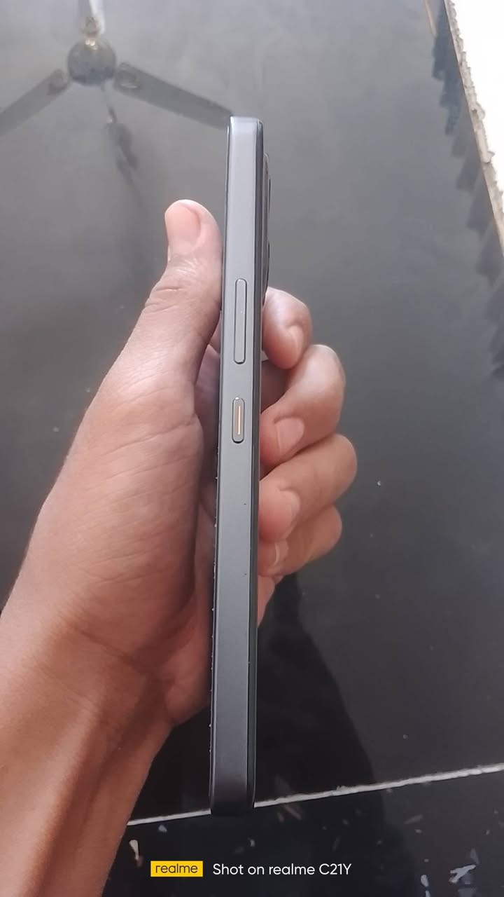 تكنو بوفا 7الترا G5
الأحدث من Tecno بمواصفات استثنائية
120 فريم حقيقي بدون اي حماوه 
📱المعالج : Mediatek Dimensity 8350 Ultimate
💾 الذاكرة : 256 جيجابايت الرام 12 جيجابايت
📷 الكاميرا : 108 + 8 ميجابكسل
💾 الشاشة : 6.67 بوصة - 144 هرتز - AMOLED
🔋البطارية : 6000 مللي أمبير - 70 واط 
سعر 400وبي مجال 
كامل ملحقات 
ستفسار واتساب ***********
مكان الشطره
