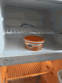 سلام عليكم غراض للبيع كلمن وسعرها ***********
