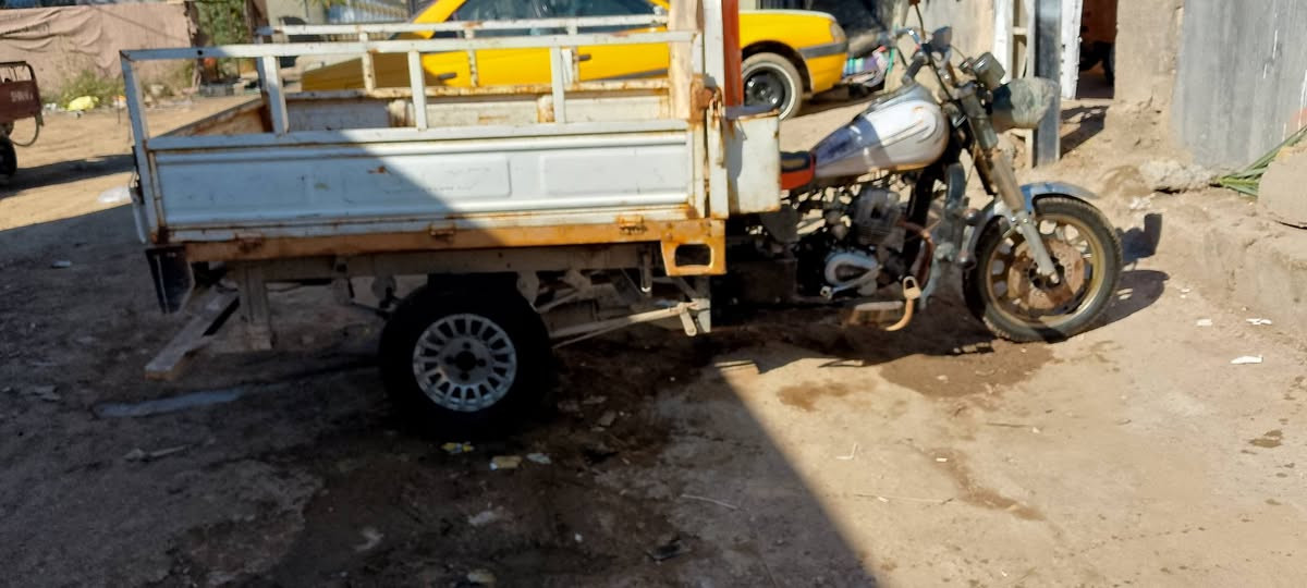 السلام عليكم شباب ام تيار رقم وسنويه بابل  ابيض موديل 2014مكينه مكفول موديل 25كهربايات كله شغال نكره سلف تخم تاير جديد مكفوله من كلشي شاصي شرط الكفاله السعر750وبيه مجال لشراي مكاني بابل قضاء الكفل هاذي رقمي للتواصل ***********
