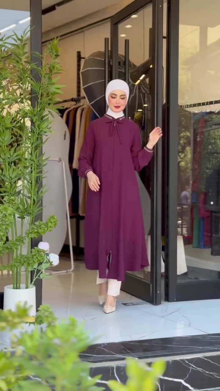 ⁨	⁨ ⁨ إطلالة تجمع بين الأناقة والراحة 🤍
✔️ خامة تركيه جدا راقيه 
✔️ تصميم راقٍ بقصة مريحه 
قياس 38, 40, 42, 44, 46, 48 
كب موديل راقي گصه كلوش عريضه 
للحجز والأستفسار عبر الرسائل 📩
واتساب ***********
#fypシ #hijab #اكسبلور⁩
