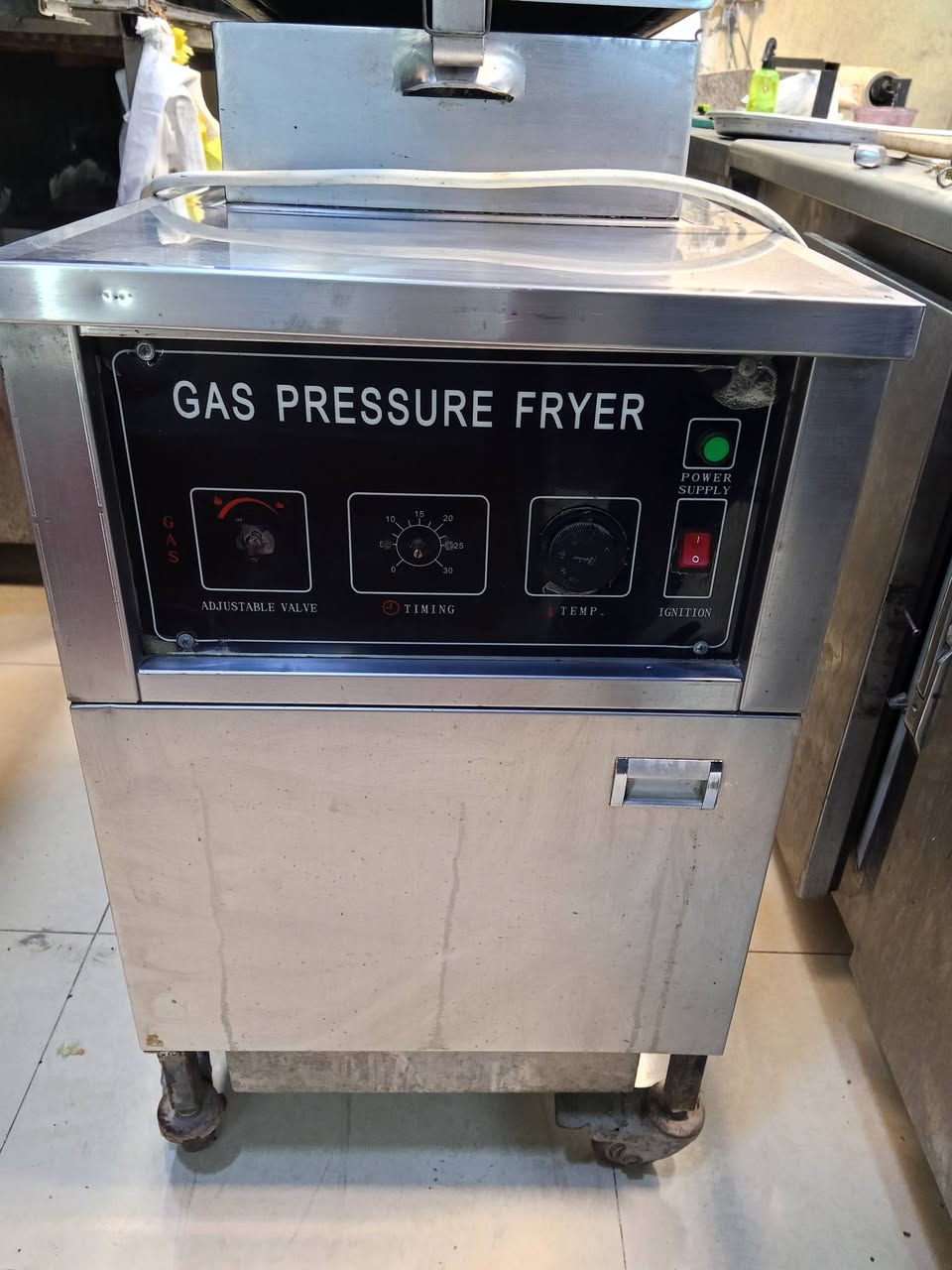 جدر كنتاكي ضغط أخو الجديد نضافة فول انضف من الصور السعر 700 المكان الدورة البوعيثة شراي يتصل ويدلل 
***********
